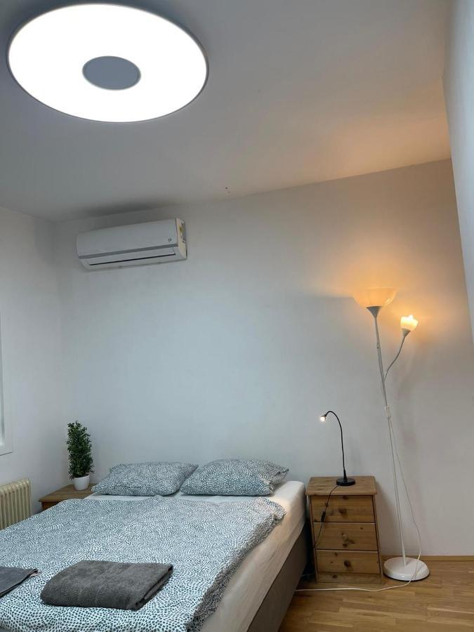 Nice Rooftop Hostel Vienna Exterior photo